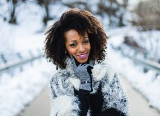 Consigli sulla cura dei capelli ricci in inverno cura capelli ricci inverno